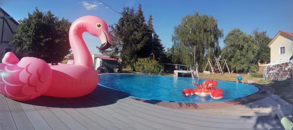 Property building, Swimming pool