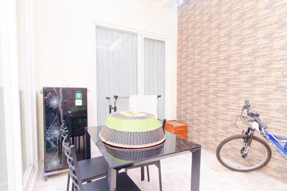 Villa Seger Waras 2 Bedroom with Karaoke Villa in Batu