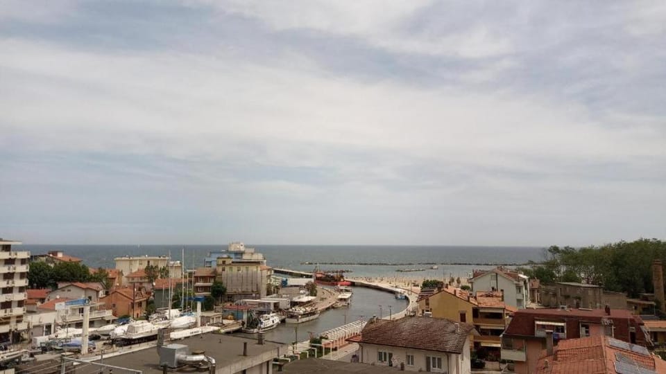 Day, Neighbourhood, Sea view