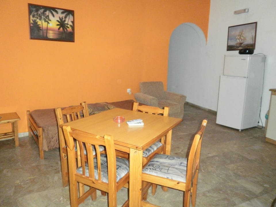 Sea View And Mountain View Apartment For 4 People Apartment in Lasithi