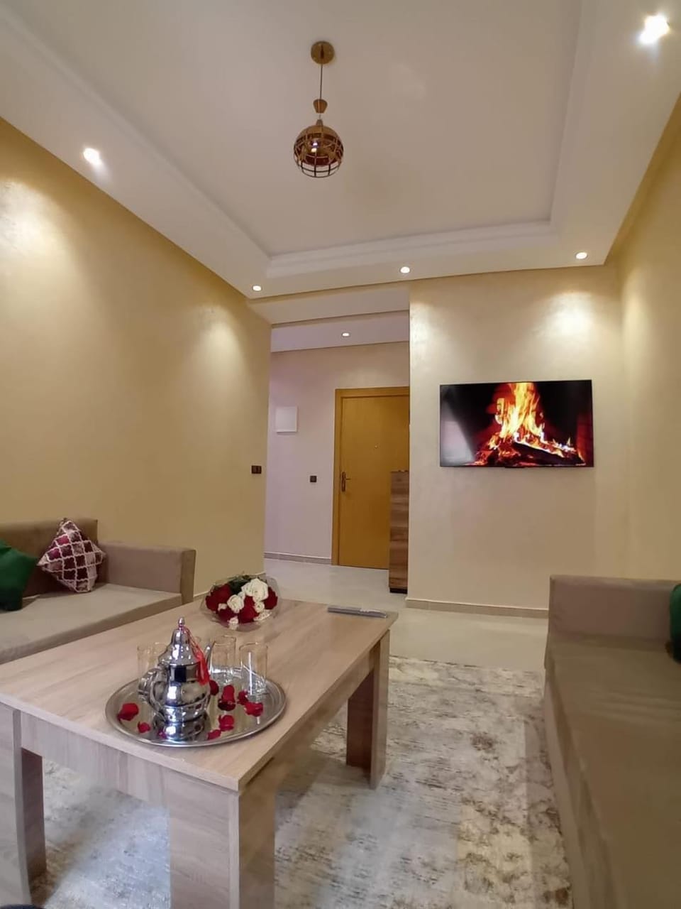 TV and multimedia, Living room, Seating area