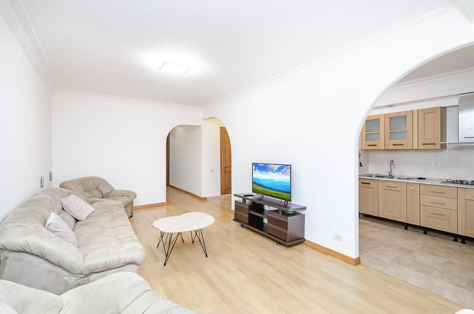 4excellent apartment in the center of the capital with real photos Apartment in Yerevan