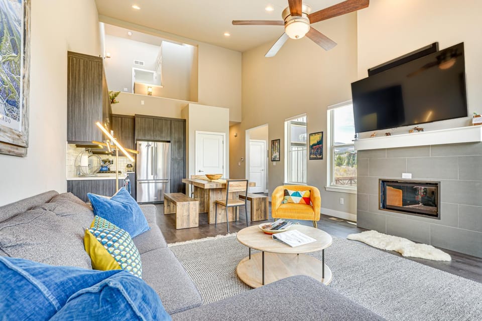 Walk to Dtwn: Fraser Retreat w/ Hot Tub & Views! House in Fraser
