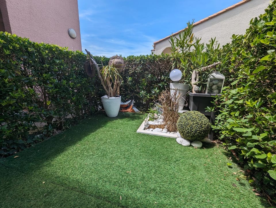 Garden, Garden view