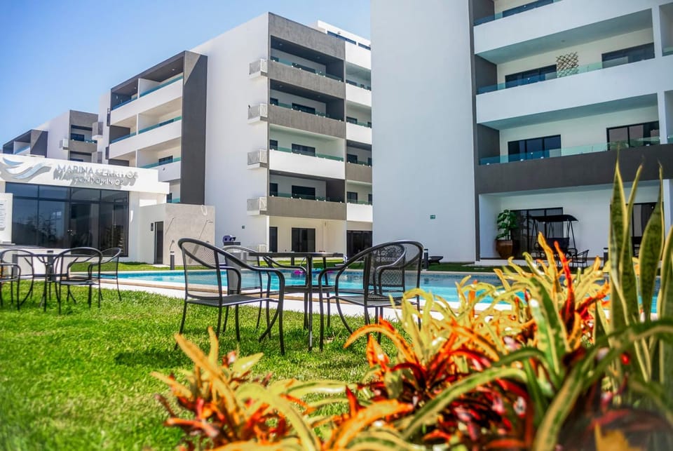 Garden, Garden, Seating area, Swimming pool