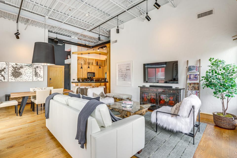 Near Trail: Dtwn Eagle Ranch Condo w/ Balcony House in Eagle