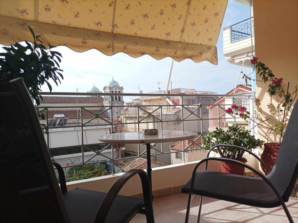 Gerasimos Apartment Φωτεινό Καινούριο Διαμέρισμα στην καρδιά του Μεσολογγίου Apartment in Peloponnese, Western Greece and the Ionian