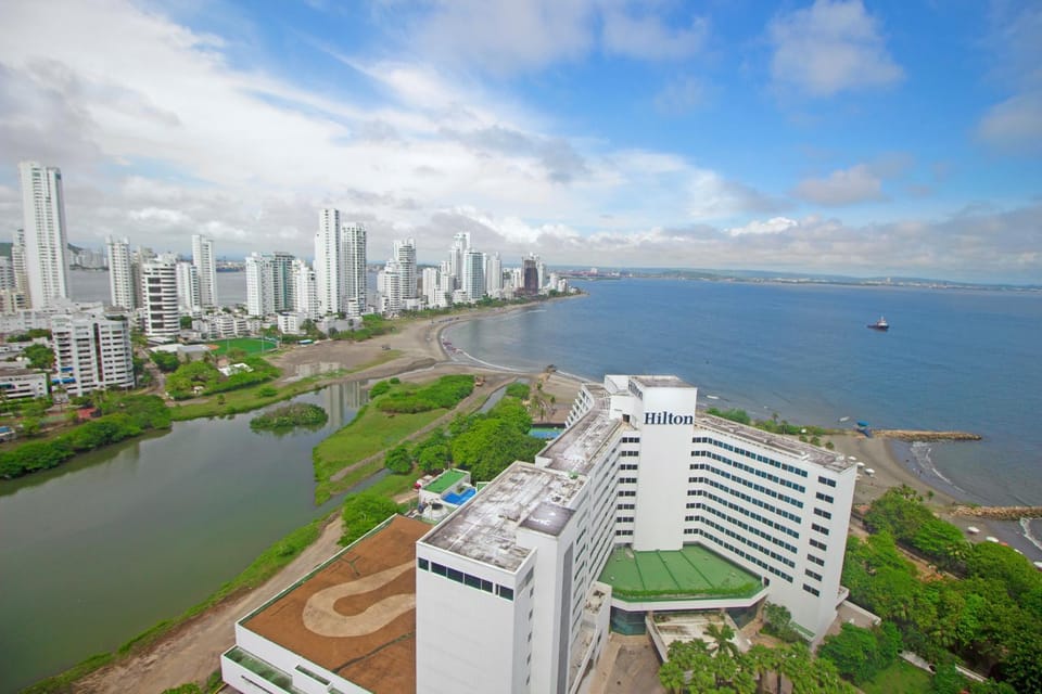 Riviera Sunrise Beach - Frente al mar y vista panorámica a toda la ciudad Apartment in Cartagena
