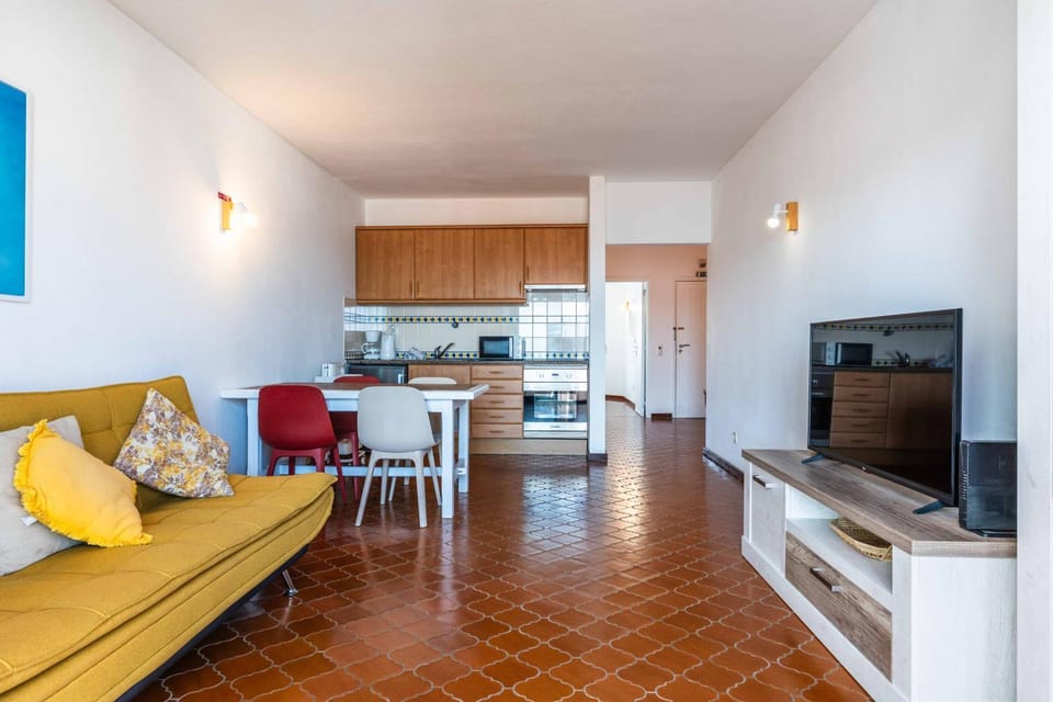 Apartamento T1 VistaMar Centro Historico Albufeira Apartment in Guia