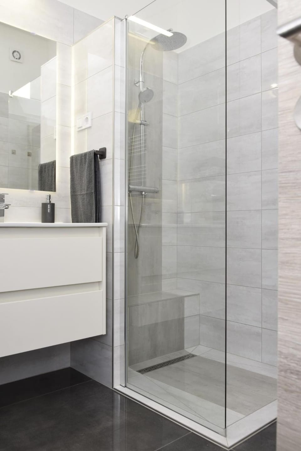 Shower, Bathroom