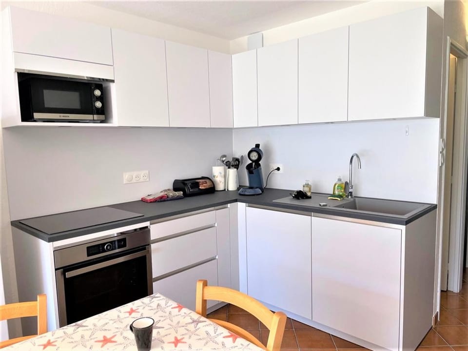Studio Cabine avec Climatisation et Parking, Proche Plage - FR-1-790-8 Cabin in La Grande-Motte