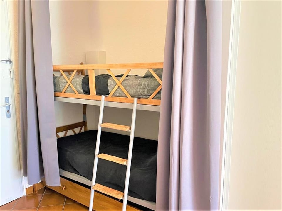 Studio Cabine avec Climatisation et Parking, Proche Plage - FR-1-790-8 Cabin in La Grande-Motte