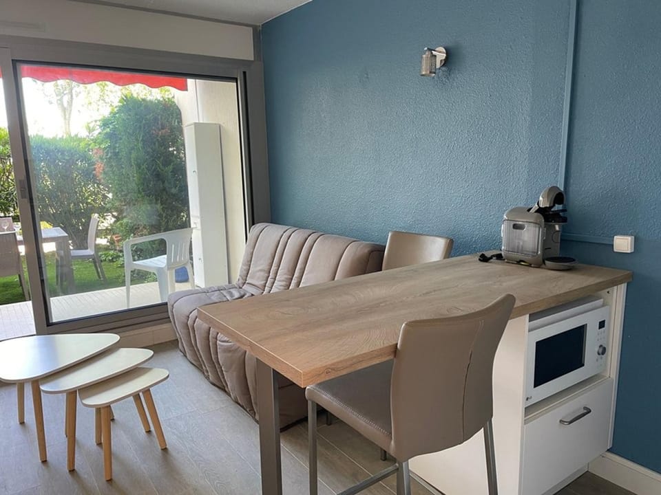 Studio Rez-de-Jardin Proche Plage avec Parking - La Grande Motte - FR-1-790-27 Apartment in La Grande-Motte