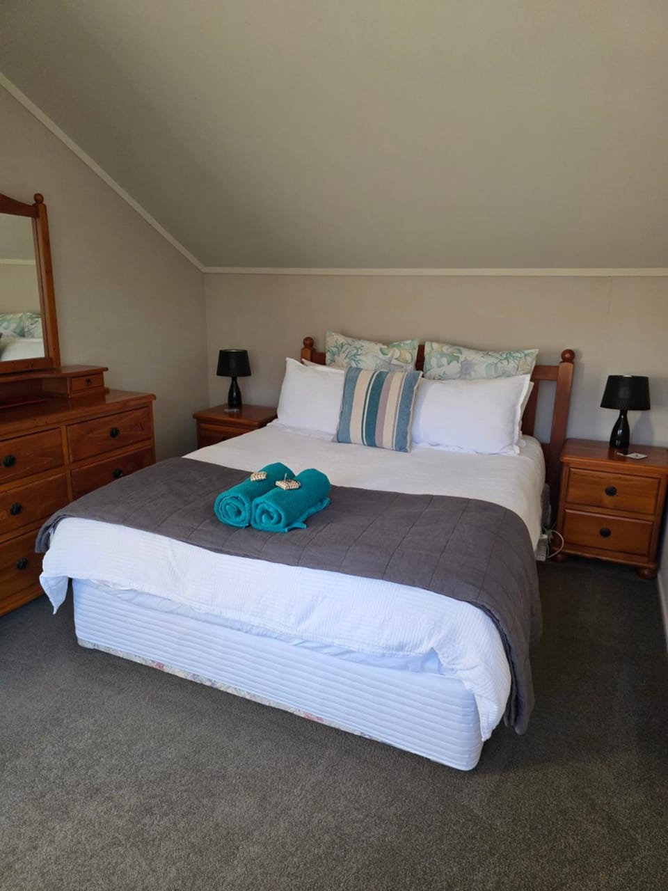 TuiGlen lakeside apartment Apartment in Rotorua