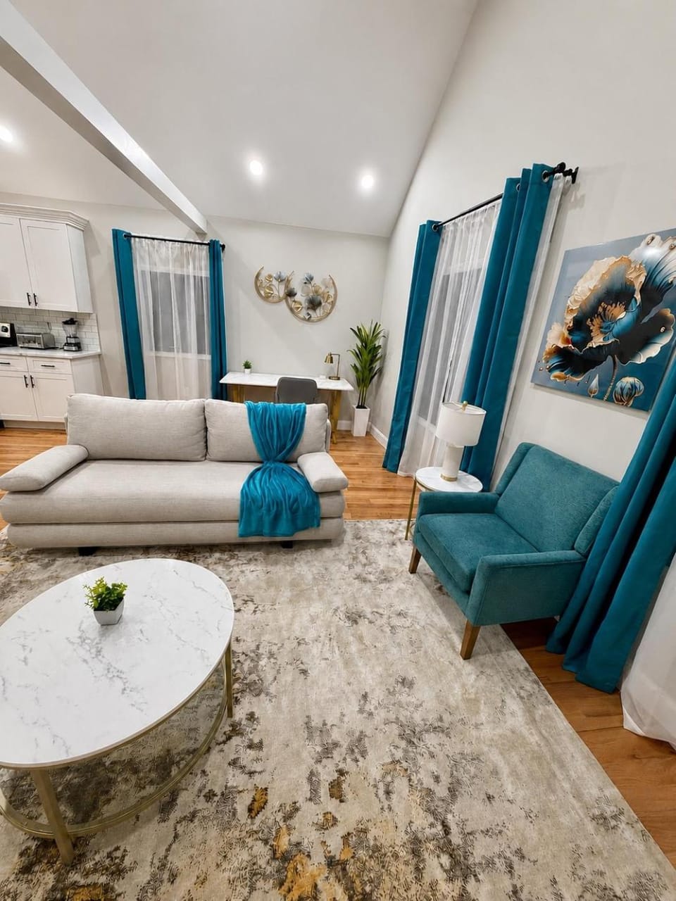 Living room, Seating area