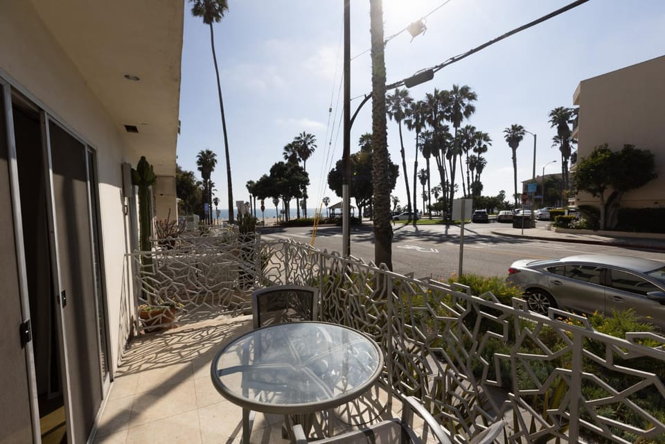 Ocean View condos Apartment in Santa Monica