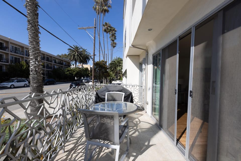 Ocean View condos Apartment in Santa Monica