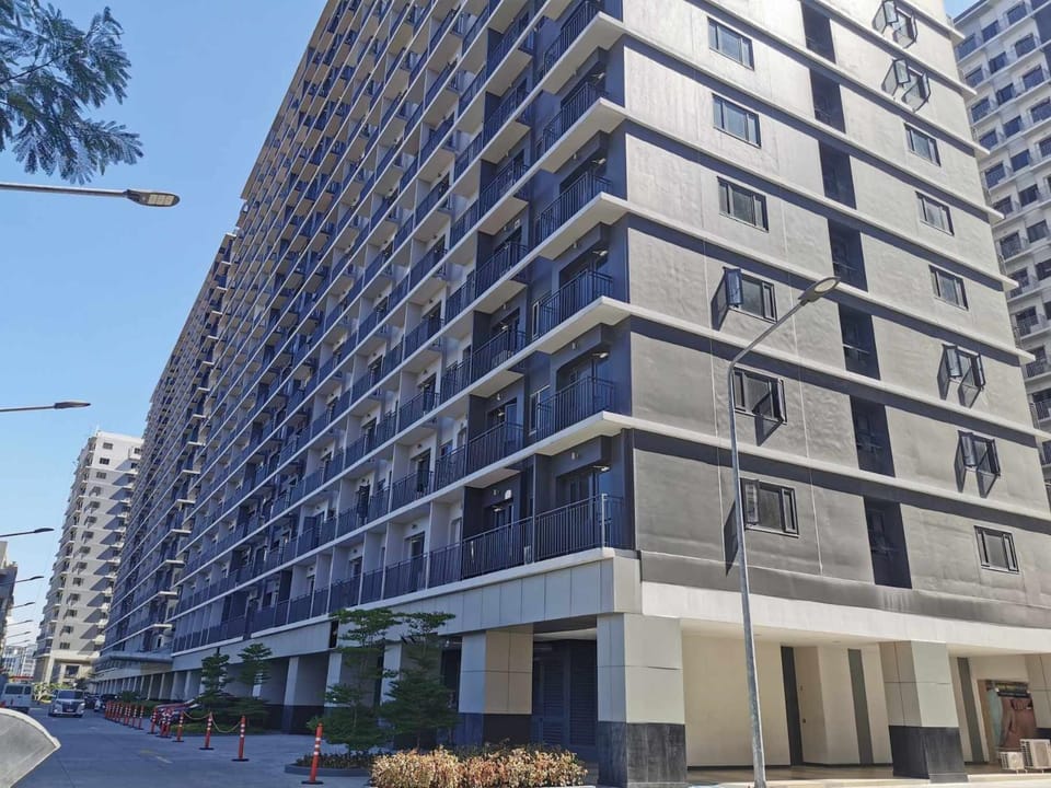 Moa SHORE 3 TOWER 2 RESIDENCE Apartment in Pasay