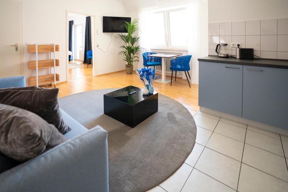 TV and multimedia, Living room, Dining area