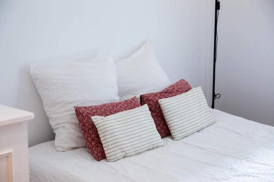Studio Calme Jardin Luxembourg Apartment in Paris