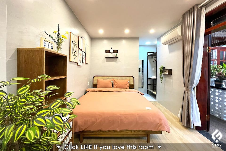 Bed, Photo of the whole room, Bedroom, air conditioner