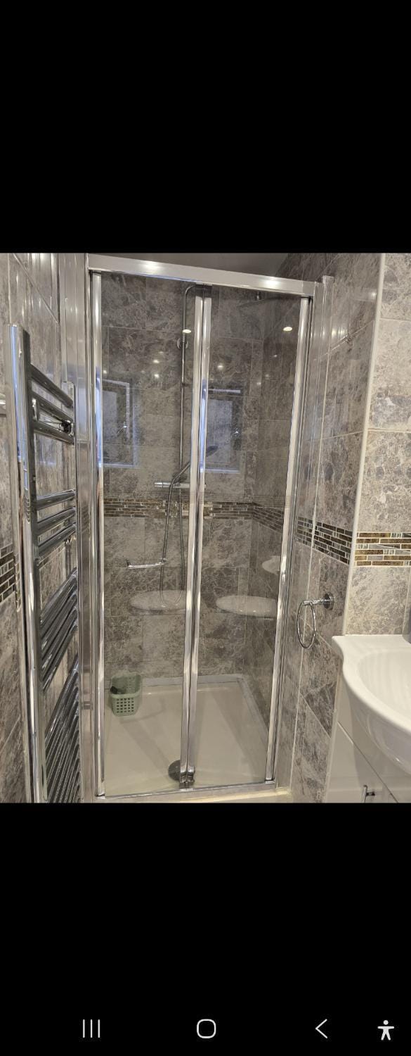 Coccon Room Apartment in Reading
