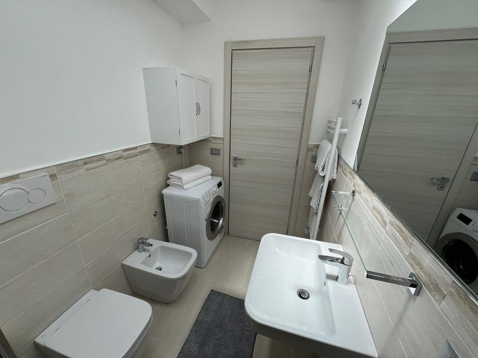 Shower, Toilet, Bathroom, bidet