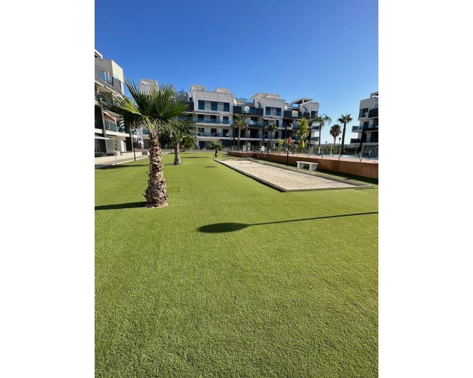 Property building, Day, Garden, Garden view