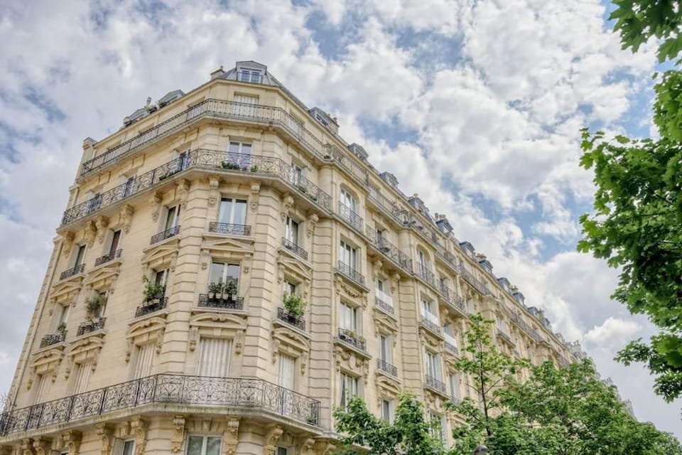 3-bedroom apart close to Roland Garros Apartment in Paris