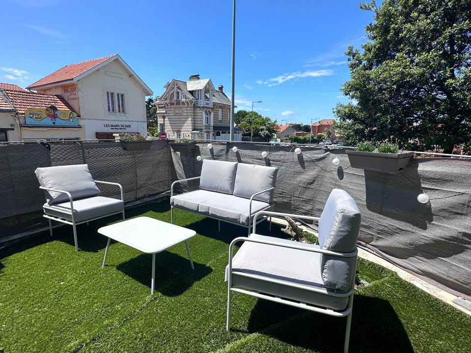 Garden, Garden view