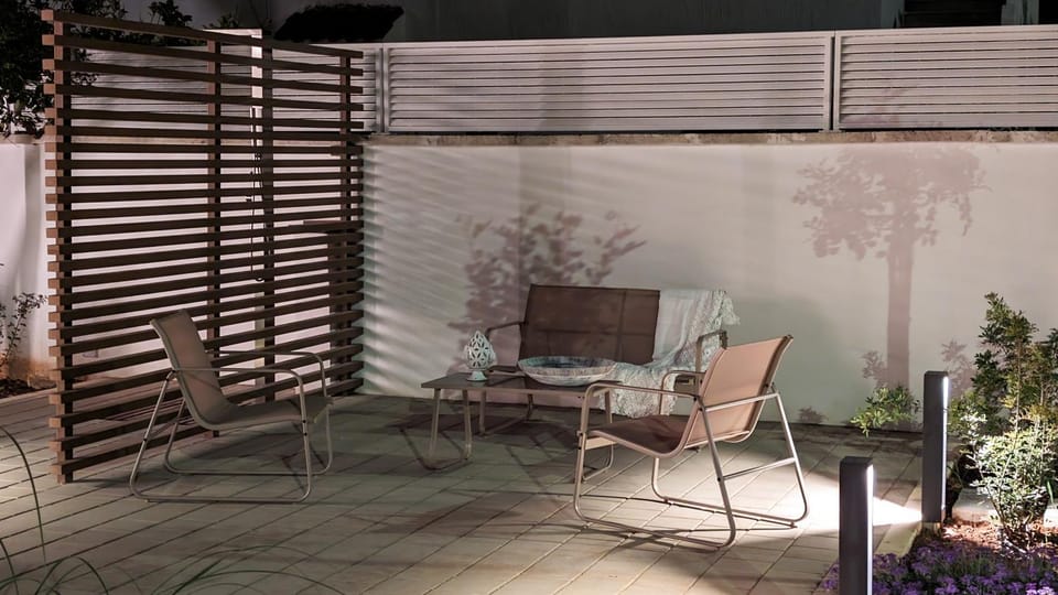 Patio, Day, Garden, Living room, Garden view