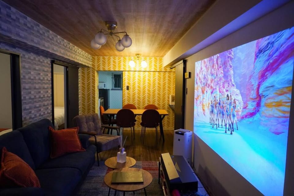 TV and multimedia, Living room, Seating area, Dining area, Evening entertainment