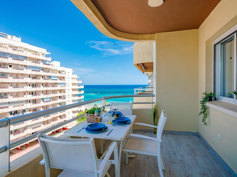 Patio, Day, Natural landscape, View (from property/room), Balcony/Terrace, Seating area, Beach, Sea view