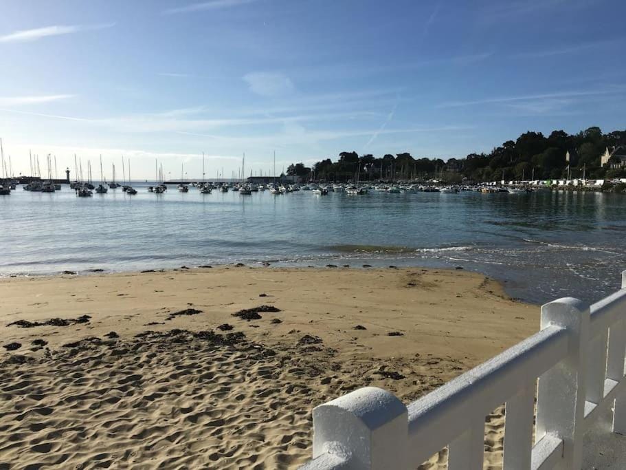 Villa Molène vue mer et jacuzzi - plage à 500 m House in Brittany