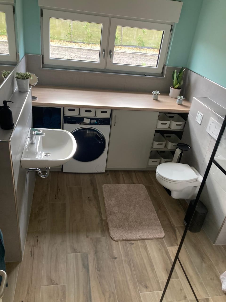 Toilet, Bathroom, hair dryier, washing machine, dryer
