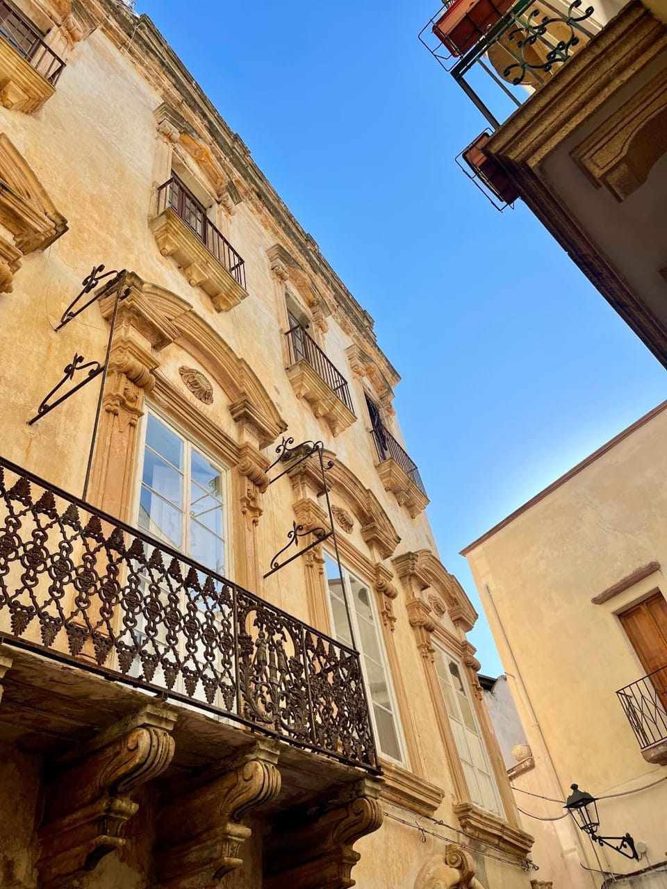 Property building, Day