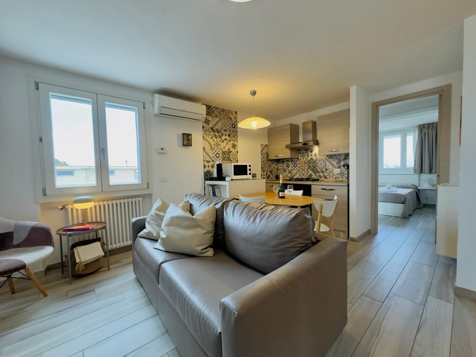 Kitchen or kitchenette, Living room, Dining area