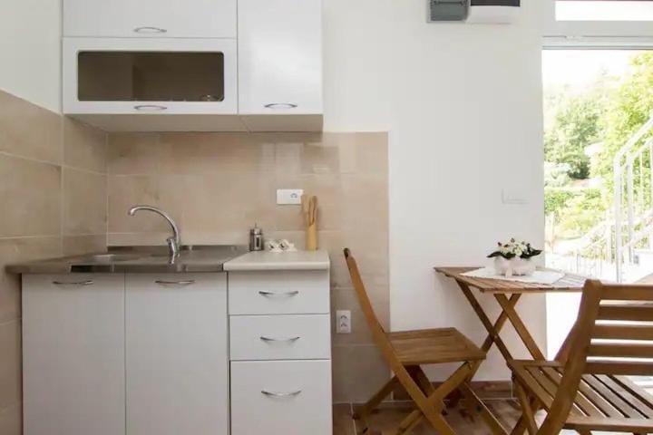 Lazarevic Apartments Apartment in Dobrota