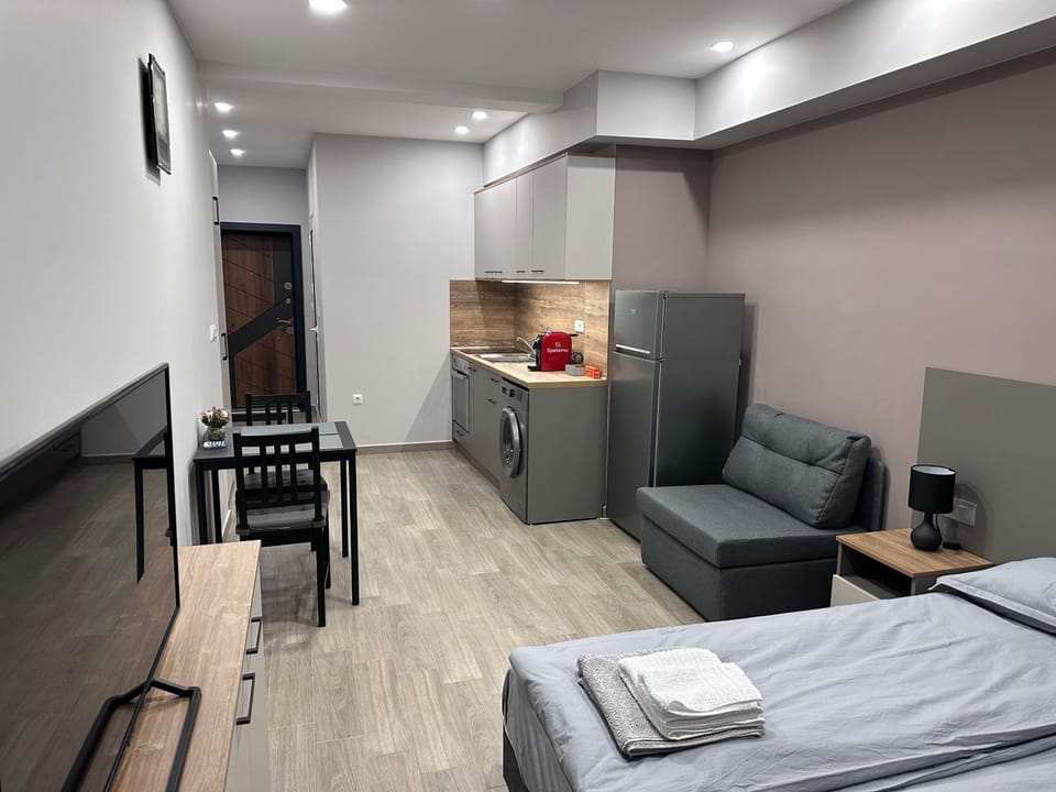 Студио Комфорт Бургас Център Apartment in Burgas