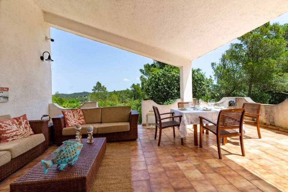 Patio, Day, View (from property/room), Balcony/Terrace, Dining area