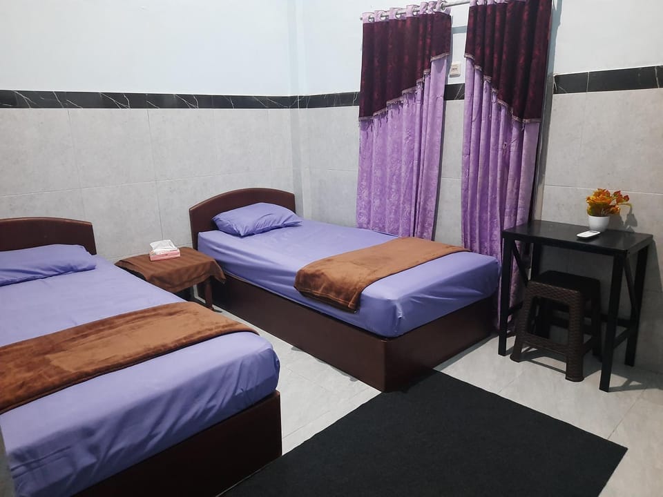 Ayunda Stay & Hostel Hotel in Pekutatan