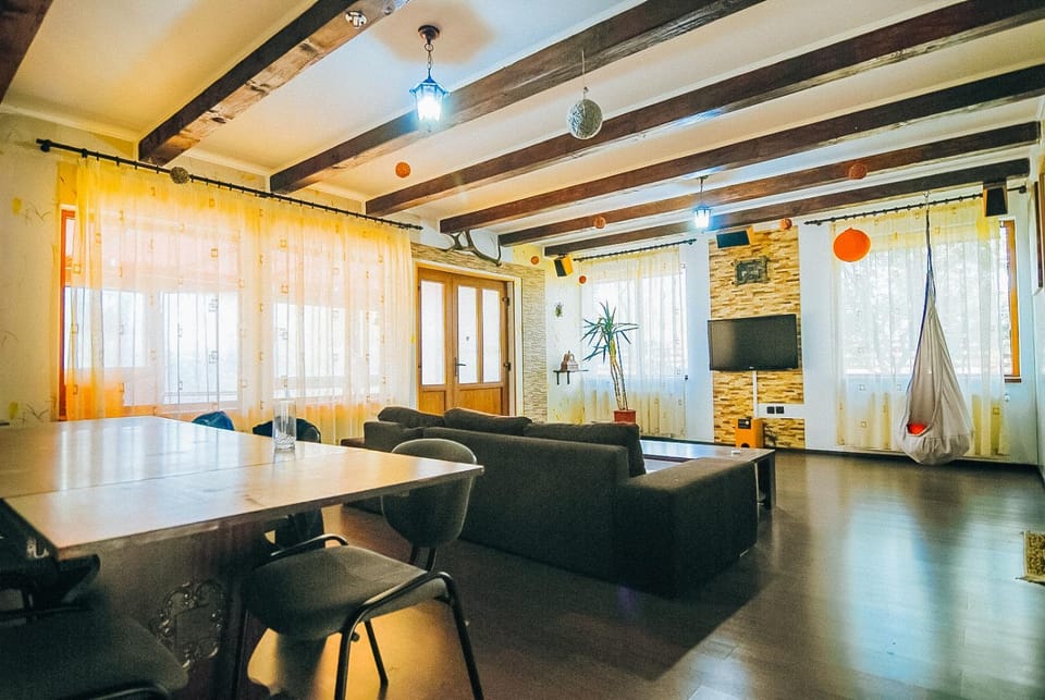 Communal lounge/ TV room, Dining area