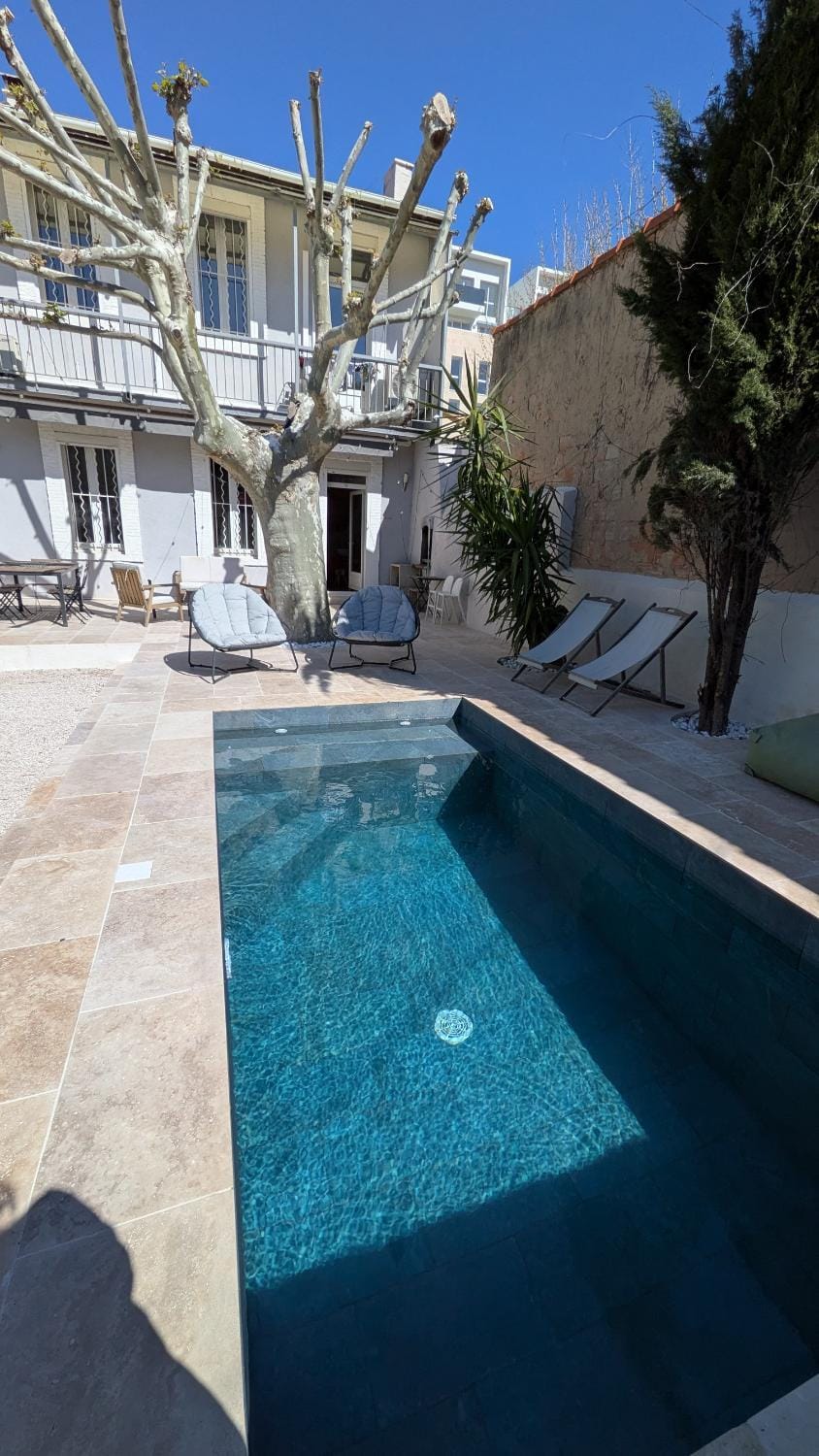 Pool view, Swimming pool, sunbed