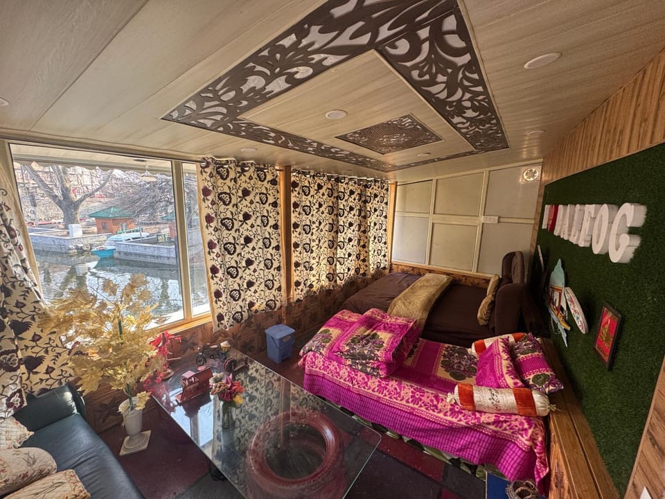 Dal Fog Guest House Bed and Breakfast in India