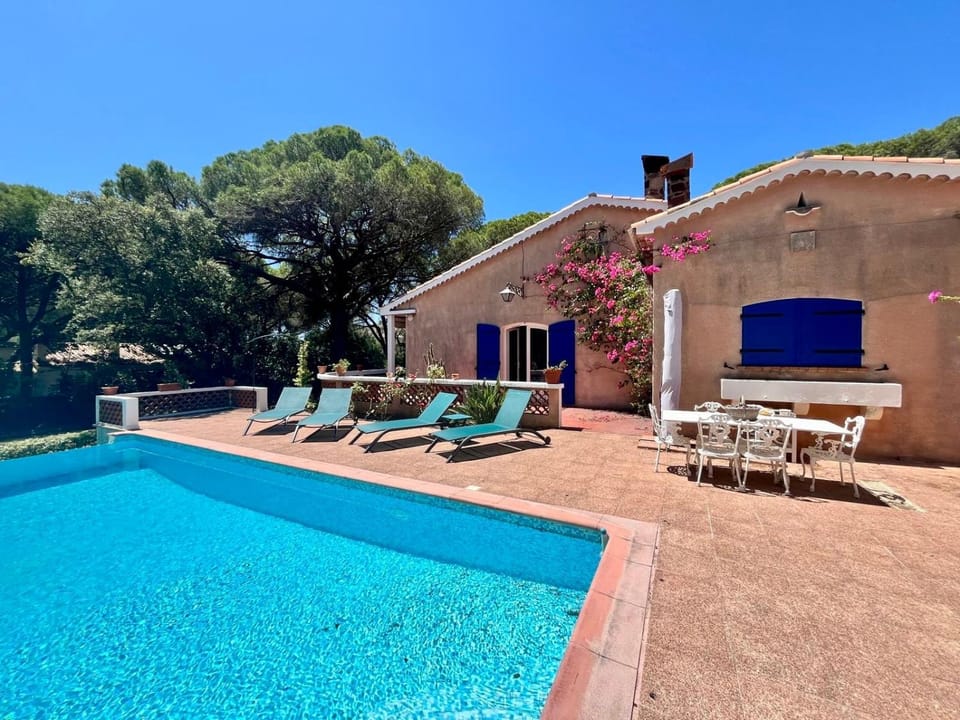 L'Esbadaia Villa in Saint-Raphael