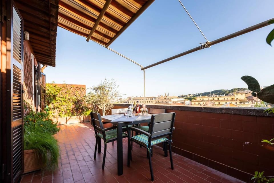 San Pietro Home Apartment in Rome
