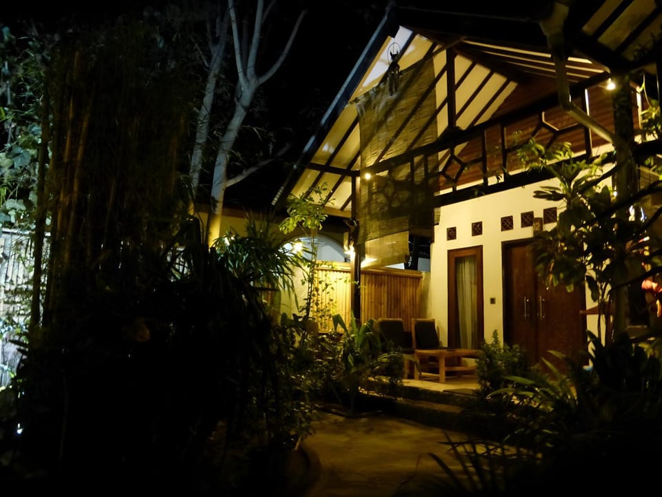 Night, Inner courtyard view
