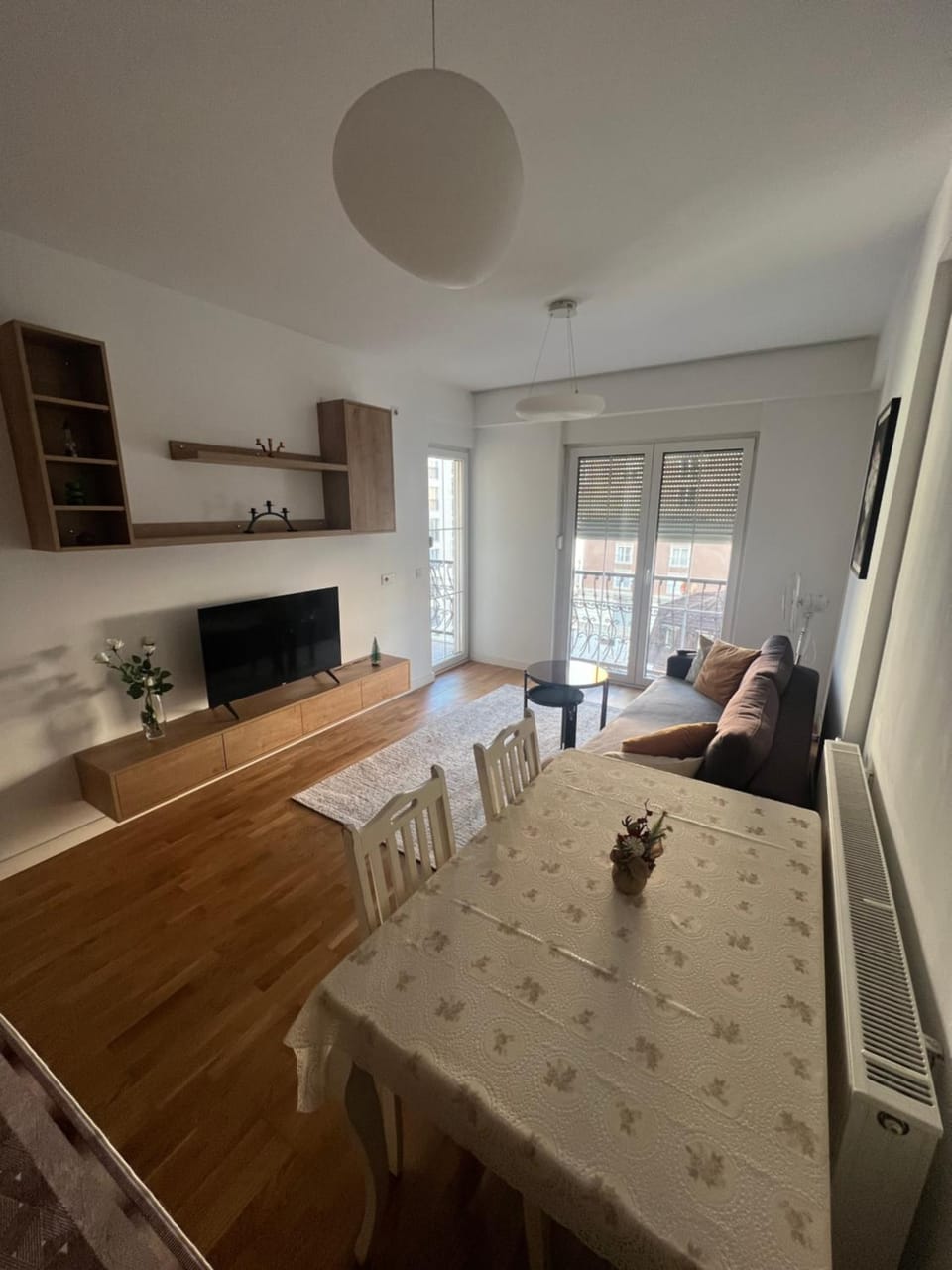 Luxury & Green Apartments Modern Stay with Private Terrace, Free Parking Apartment in Serbia