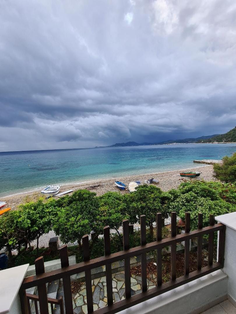 Nearby landmark, Day, Natural landscape, View (from property/room), Balcony/Terrace, Beach, Sea view