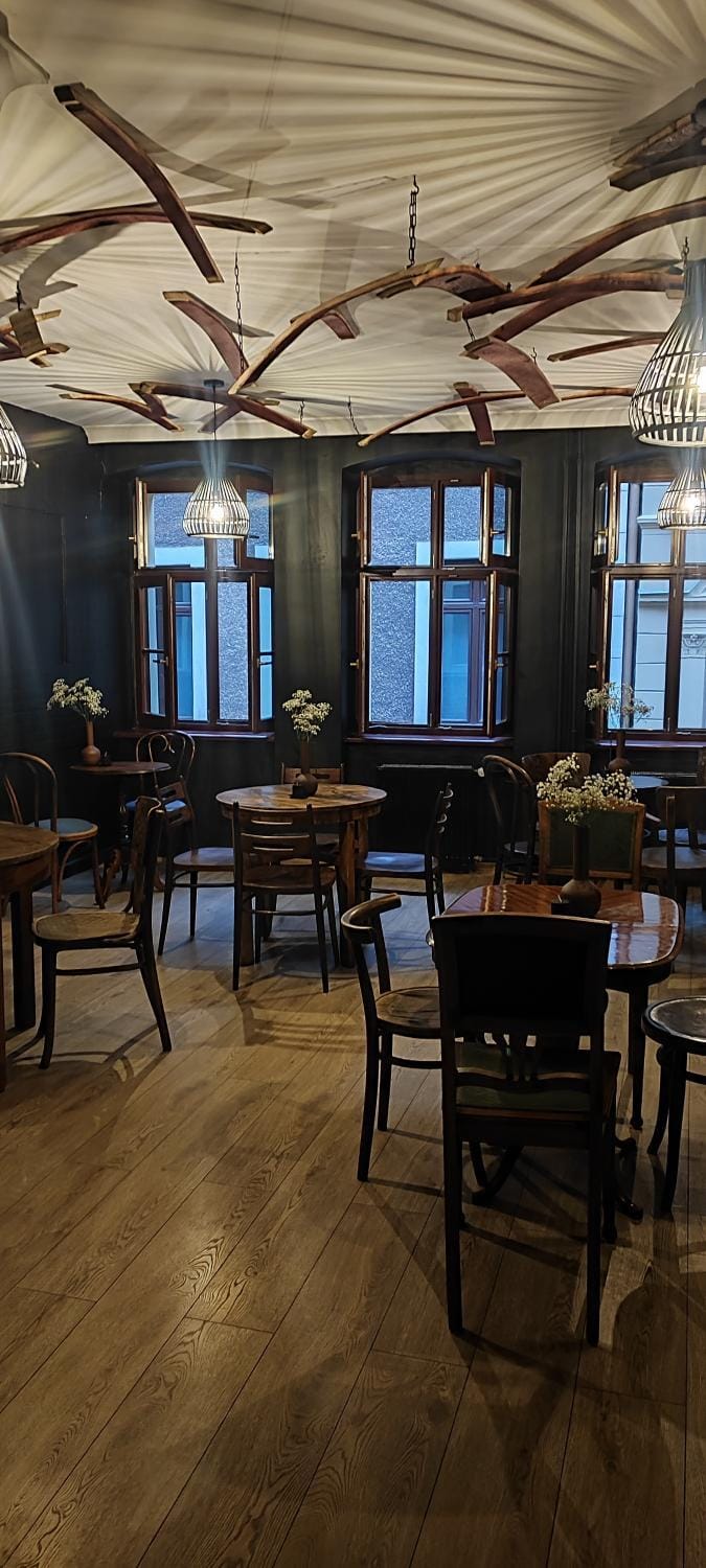 Property building, Seating area